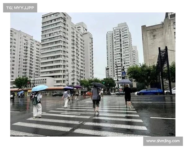 申城今迎大雨天气,明日雨势减弱,周四高温-持续来袭 申城今迎大雨天气,明日雨势减弱,周四高温-持续来袭